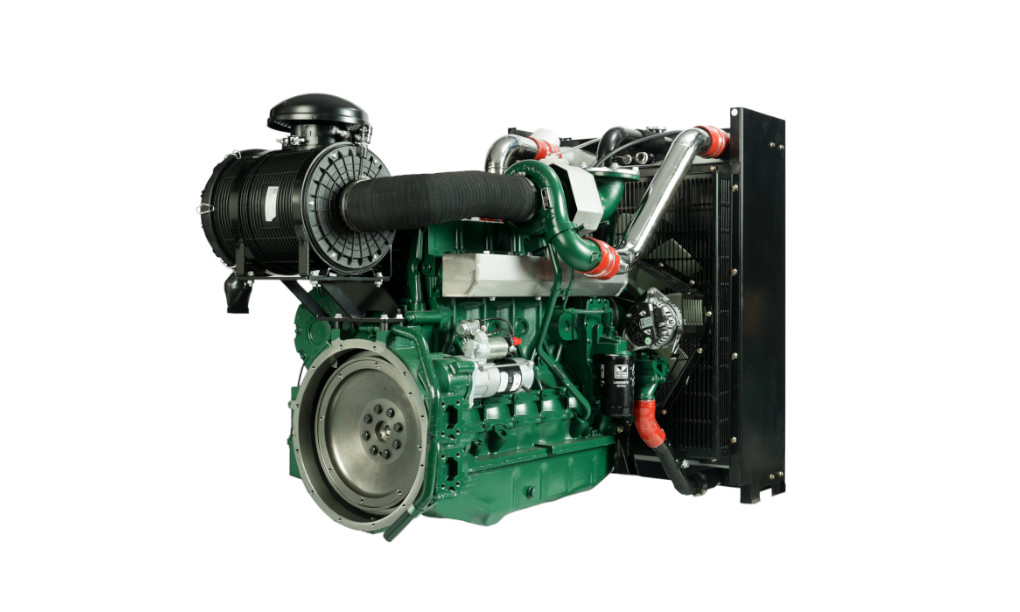موتور دیزل لیستر پتر 141کیلووات ونوس مدل LP665G1